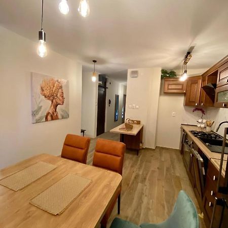 Apartment With Balcony And Free Parking Задар Екстериор снимка